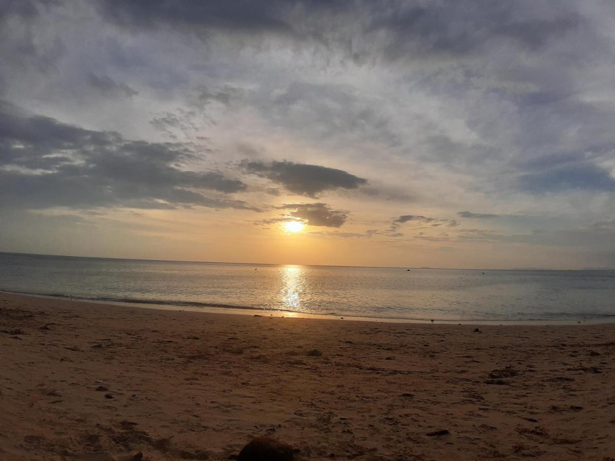 兰达尊贵酒店 Ko Lanta 外观 照片